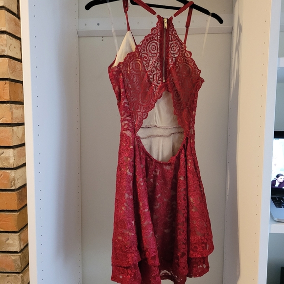 Red Fancy Dress - Picture 3 of 7